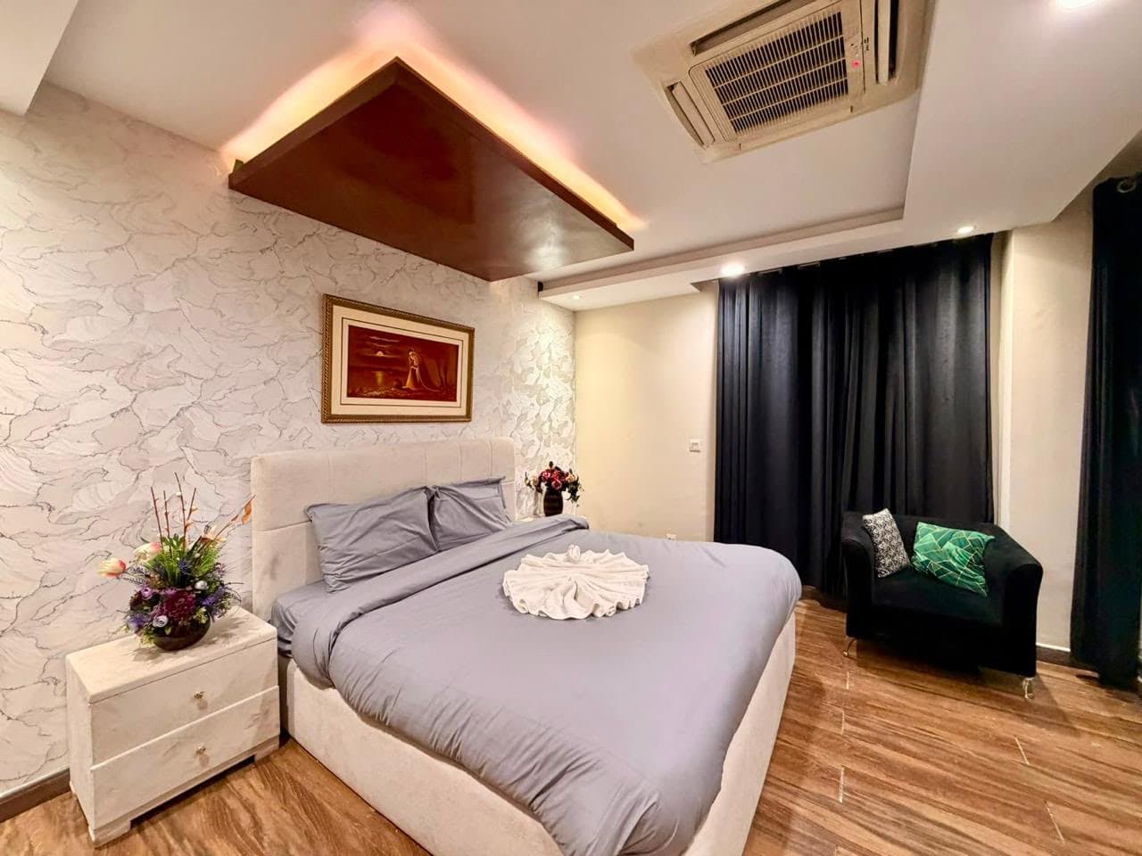 Gold Crest Studio at Gold Crest, photo 1